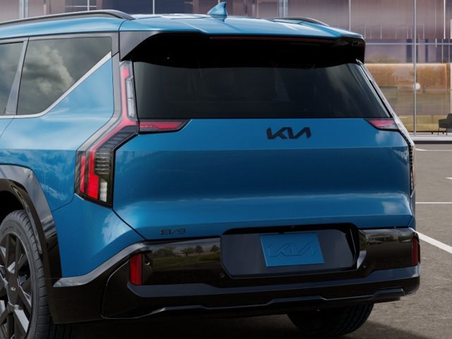 New 2026 Kia EV9 Land w/ Nightfall Edition Package AWD/4WD image 16