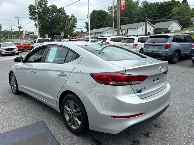 Used 2018 Hyundai Elantra SEL FWD image 4