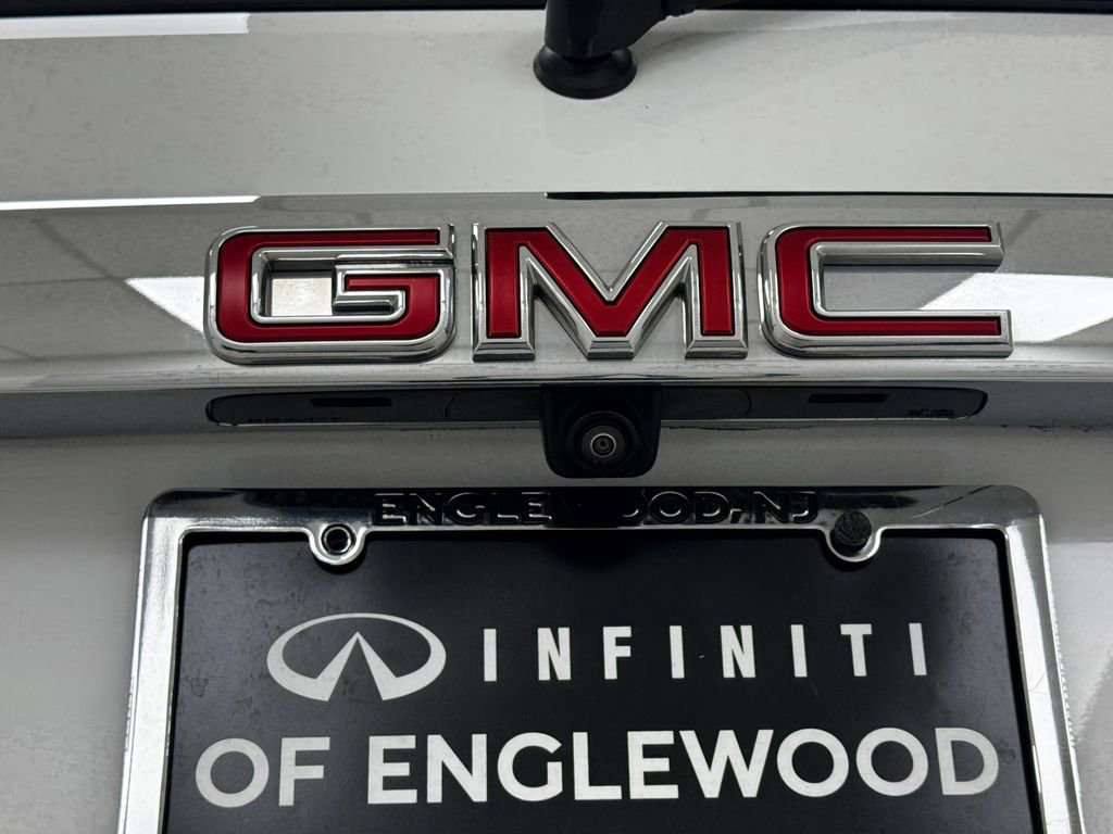 Used 2023 GMC Acadia SLT image 39