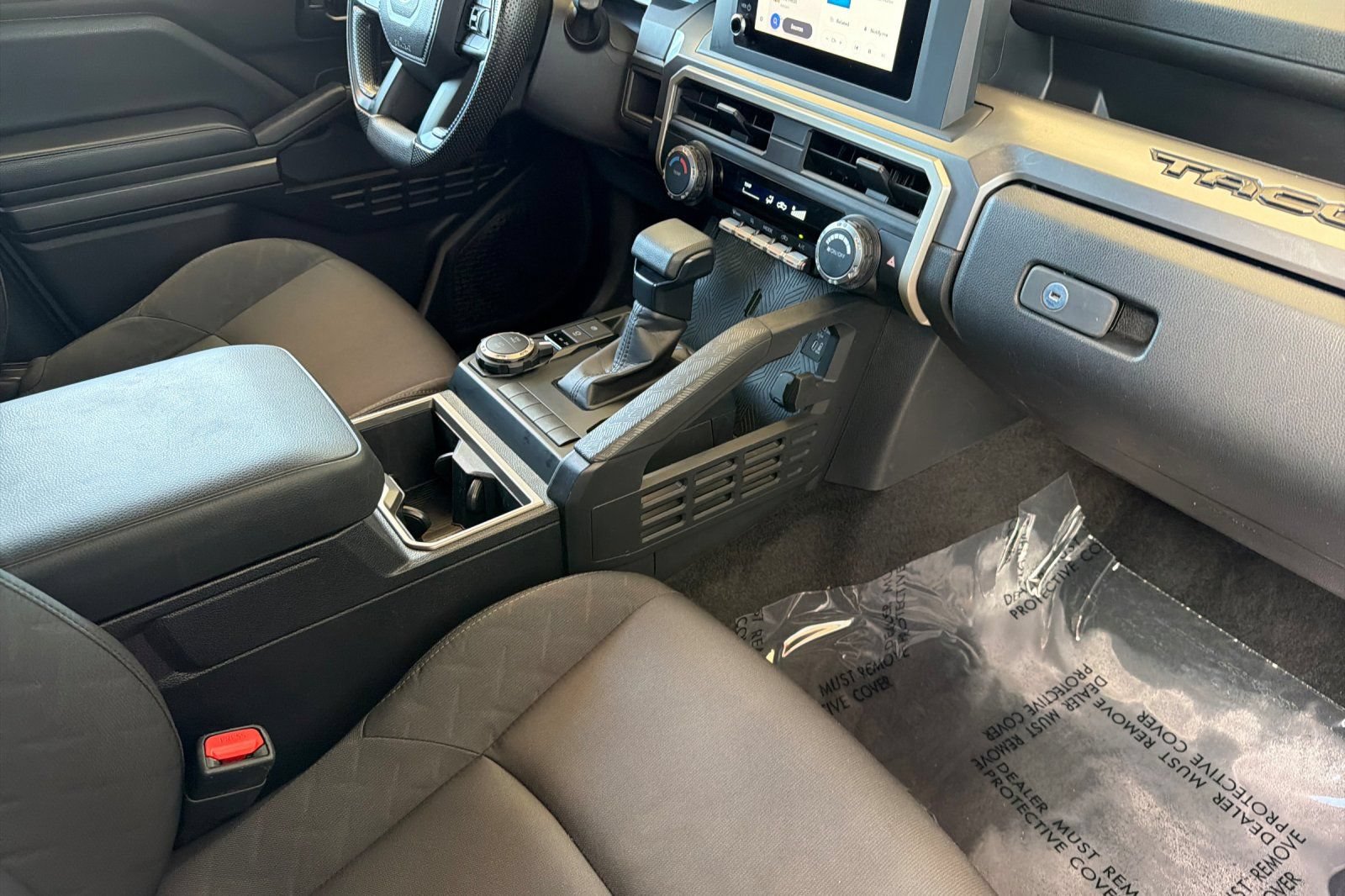 Certified 2024 Toyota Tacoma SR5 AWD/4WD image 19
