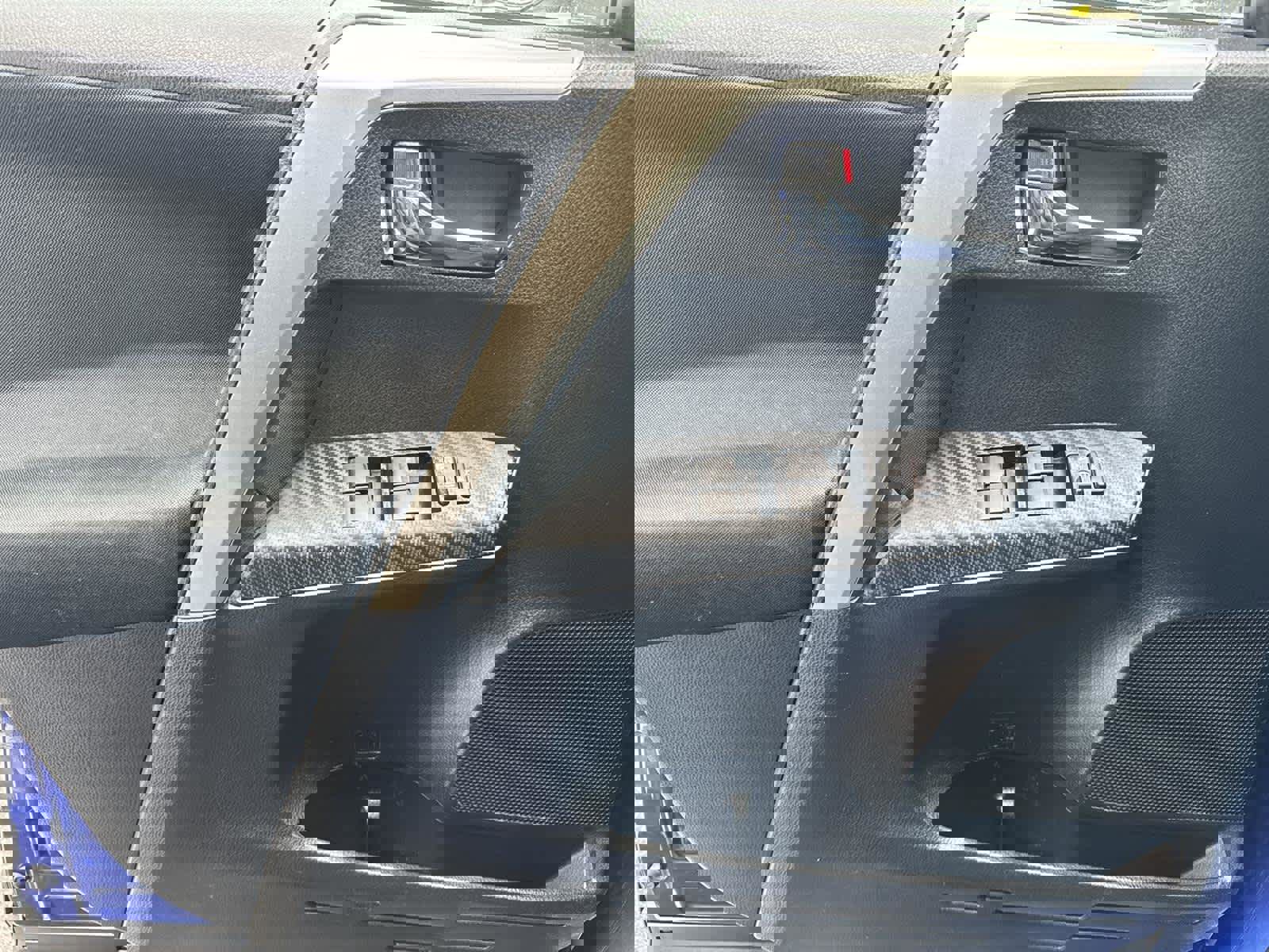 Used 2014 Toyota RAV4 XLE image 21