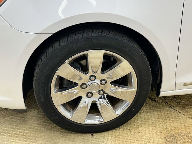 Used 2013 Buick LaCrosse Leather FWD image 19