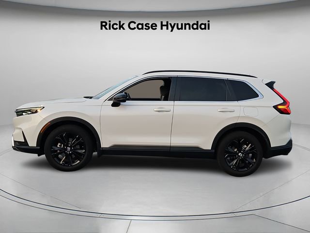 Used 2023 Honda CR-V Sport Touring image 3