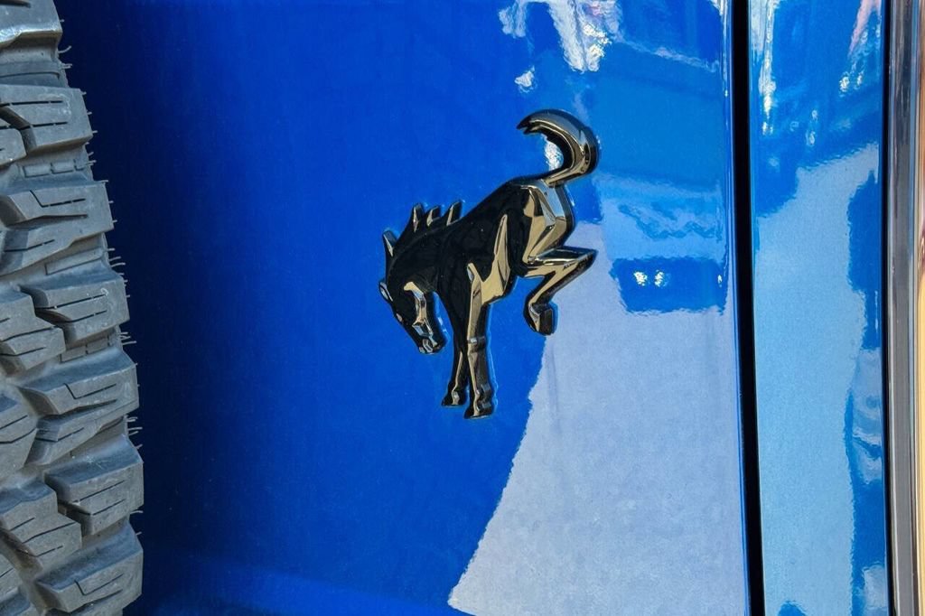 Used 2021 Ford Bronco First Edition AWD/4WD image 39