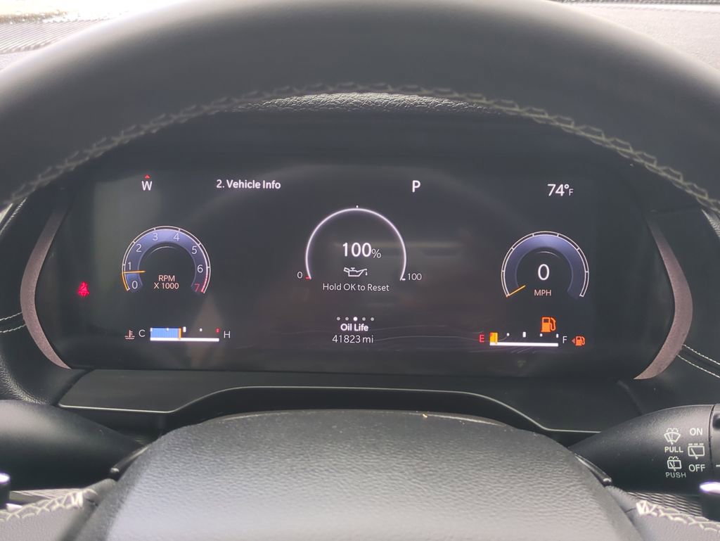 Used 2023 Jeep Grand Cherokee Laredo X image 27