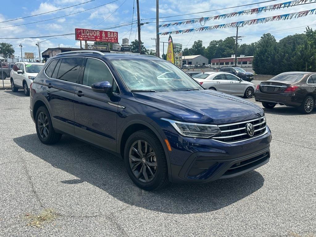 Used 2022 Volkswagen Tiguan SE AWD/4WD image 4