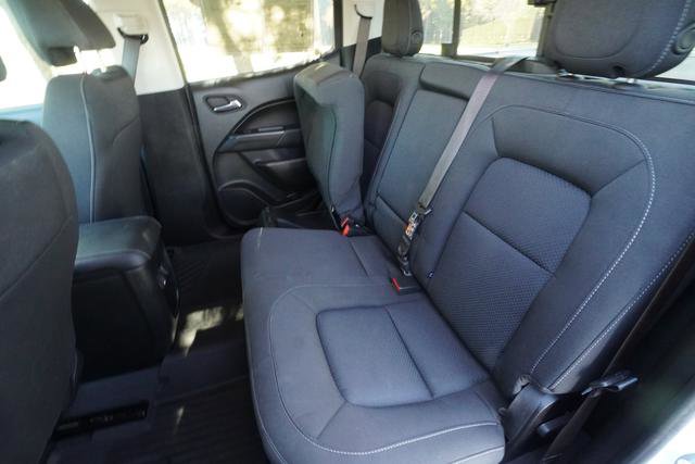 Used 2022 Chevrolet Colorado LT w/ LT Convenience Package image 32