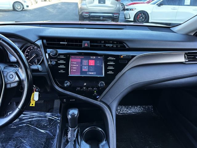 Used 2019 Toyota Camry SE image 13