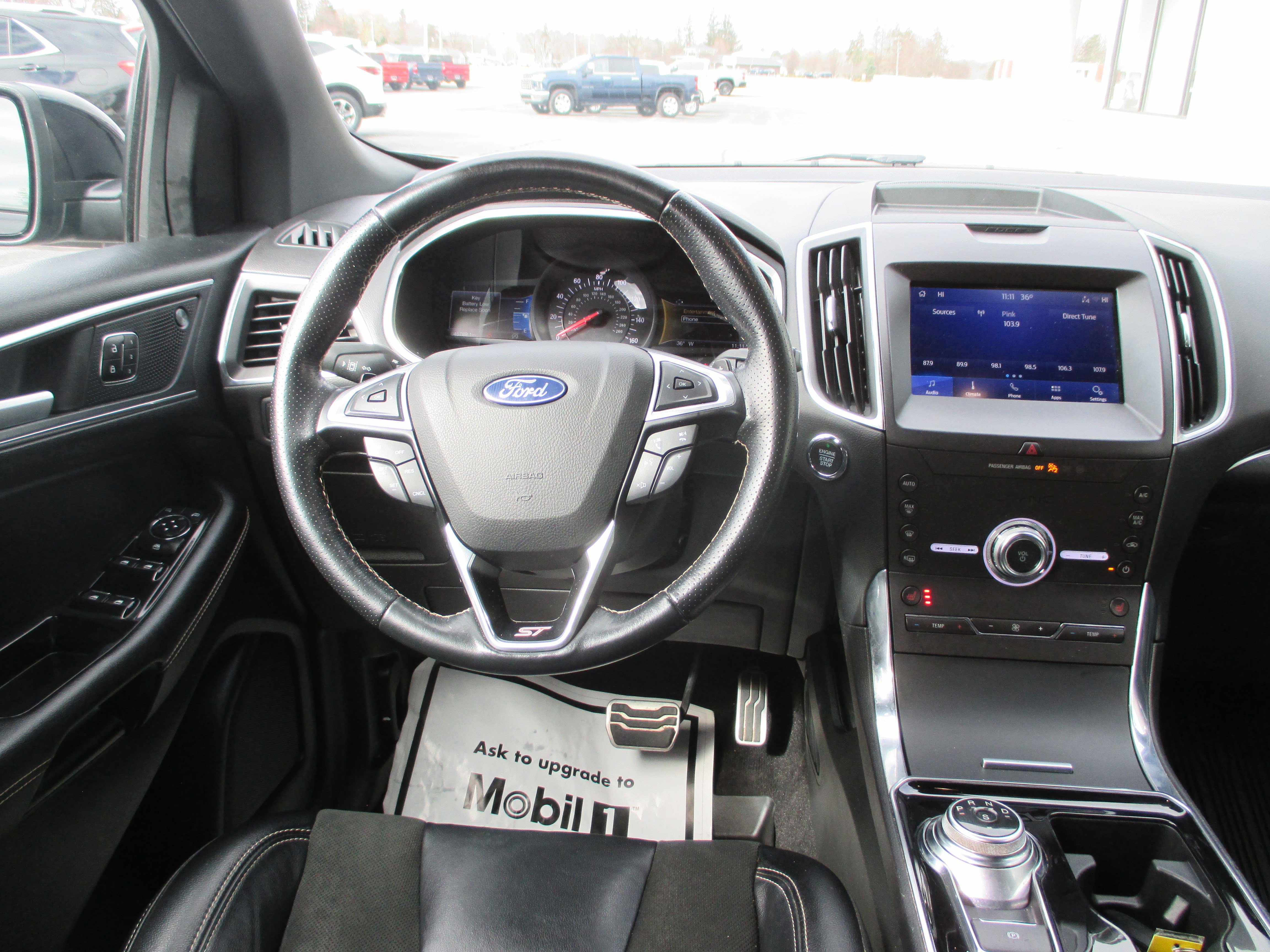 Used 2020 Ford Edge ST image 12