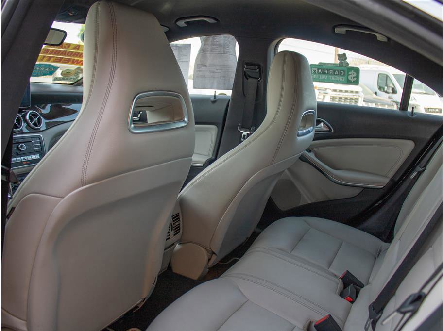 Used 2018 Mercedes-Benz CLA 250 image 10