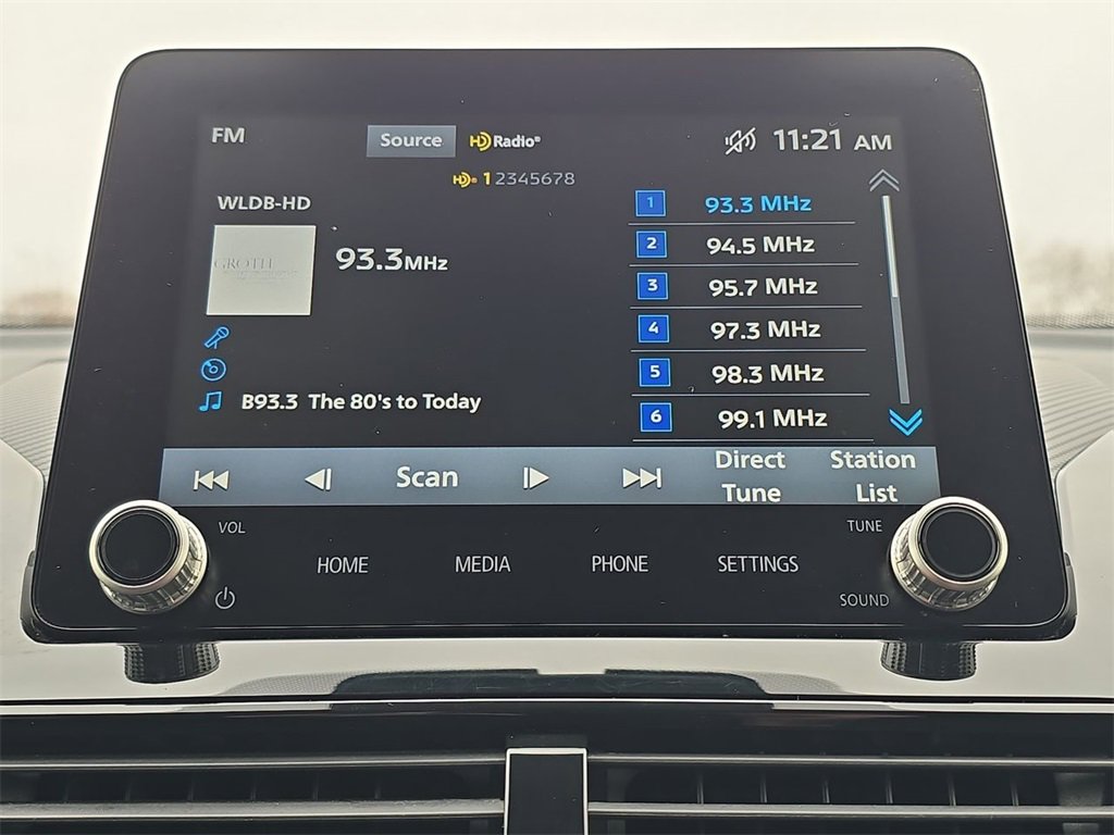 Used 2023 Mitsubishi Eclipse Cross LE image 13