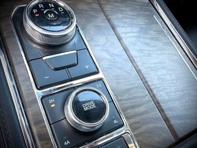 Used 2020 Ford Expedition Platinum image 13