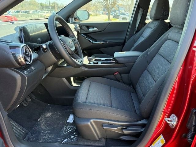 New 2026 Chevrolet Equinox LT w/ Safety and Technology Package image 12