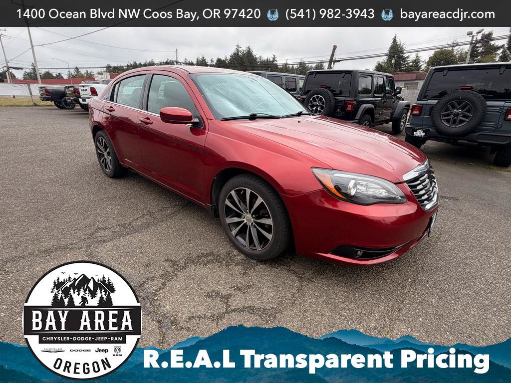 Used 2012 Chrysler 200 Touring FWD image 3