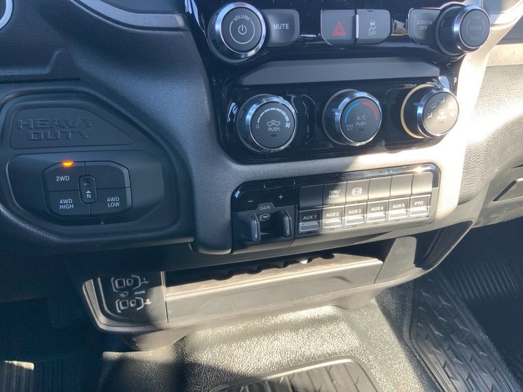 New 2026 RAM 3500 Tradesman image 23