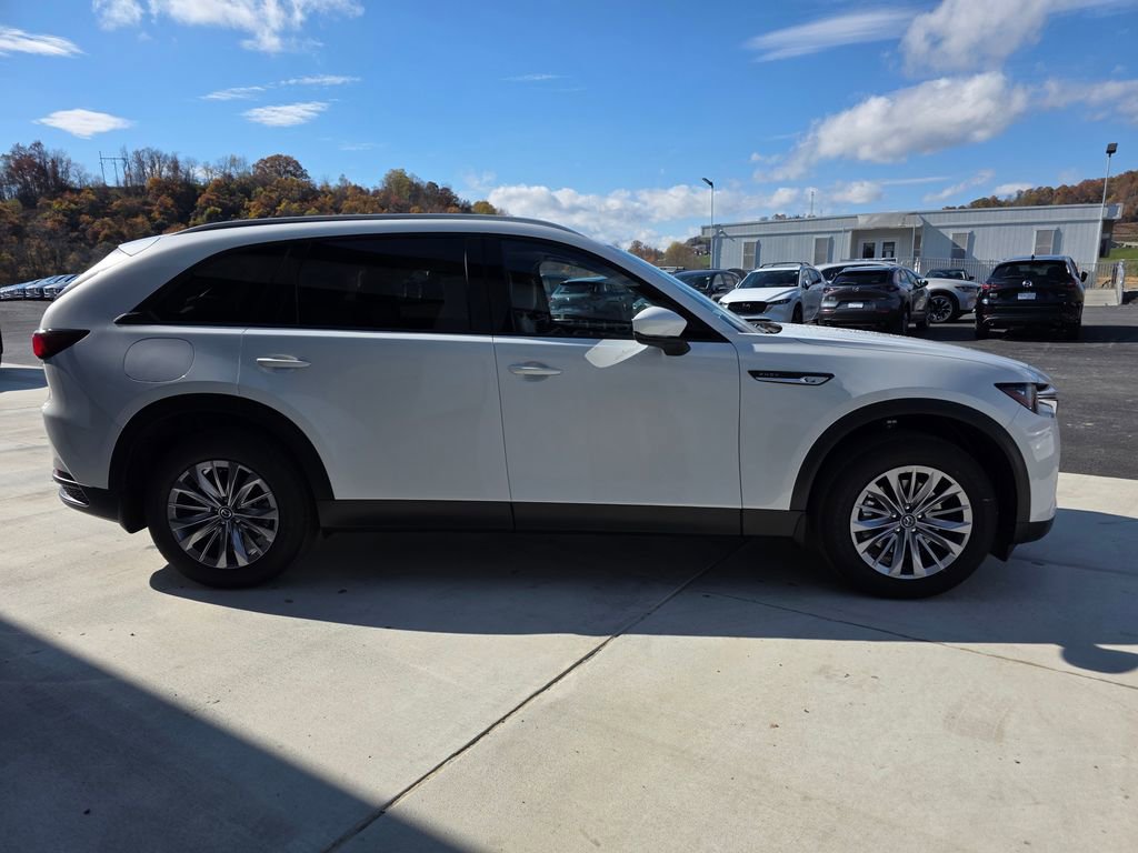 New 2025 MAZDA CX-90 Plug-In Hybrid w/ Preferred image 4