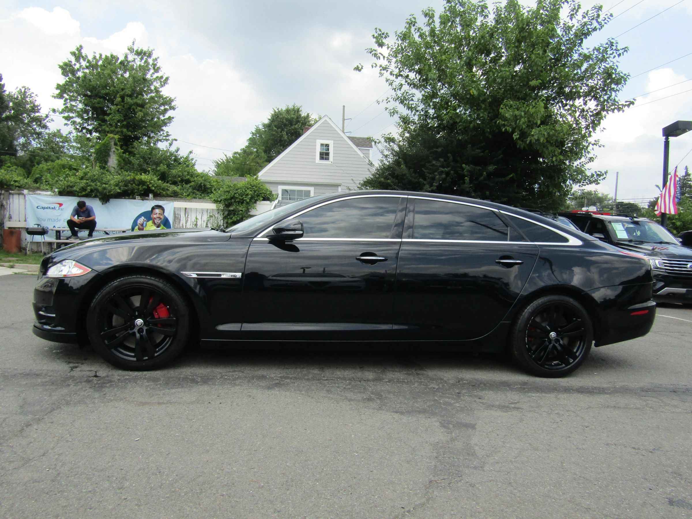 Used 2013 Jaguar XJ L Supersport RWD image 4