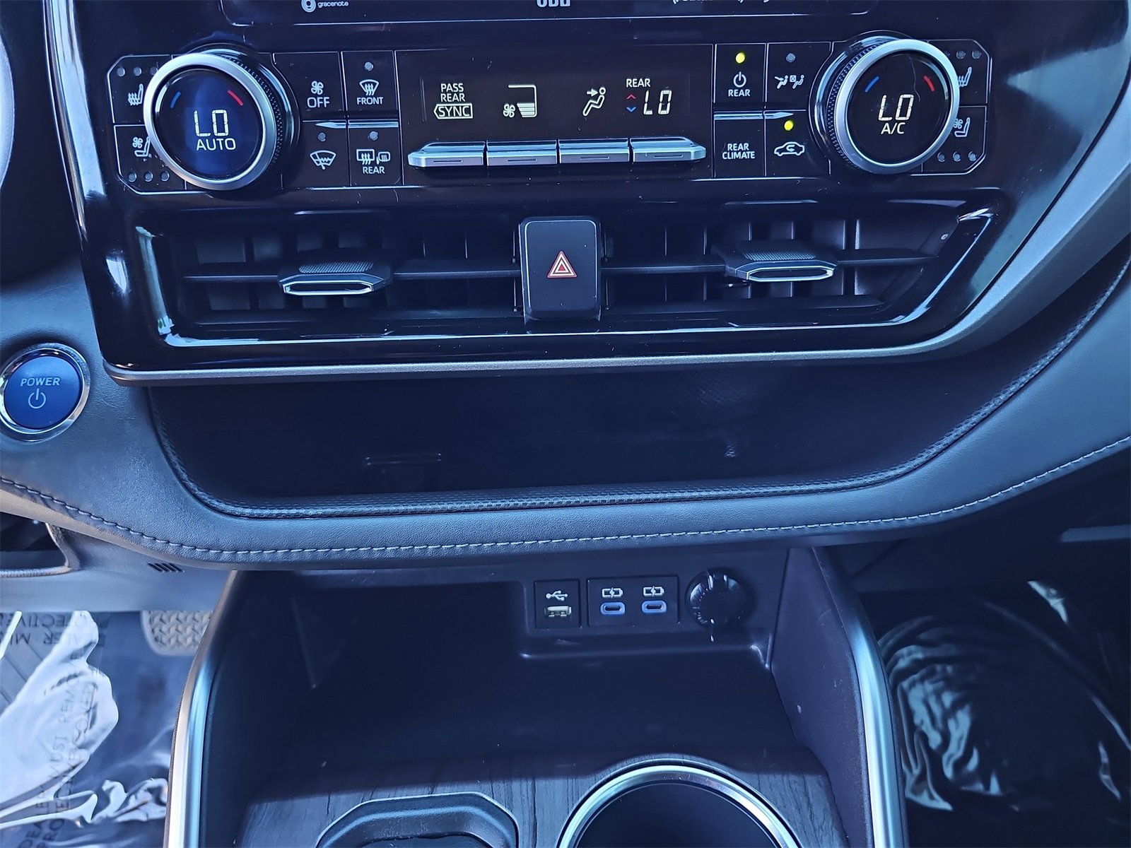 Used 2022 Toyota Highlander Limited image 27