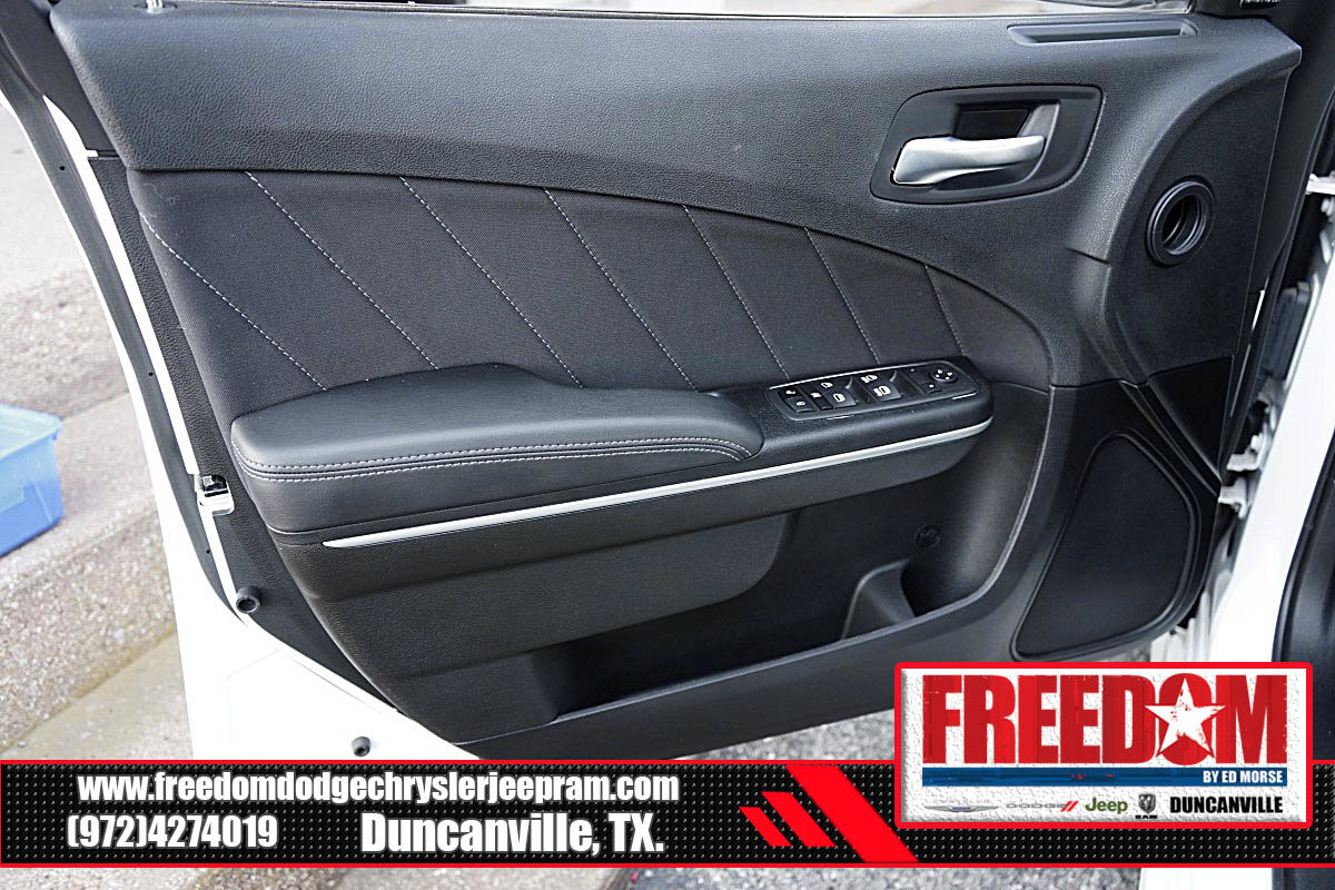 New 2023 Dodge Charger Scat Pack w/ Harman/Kardon Audio Group image 38