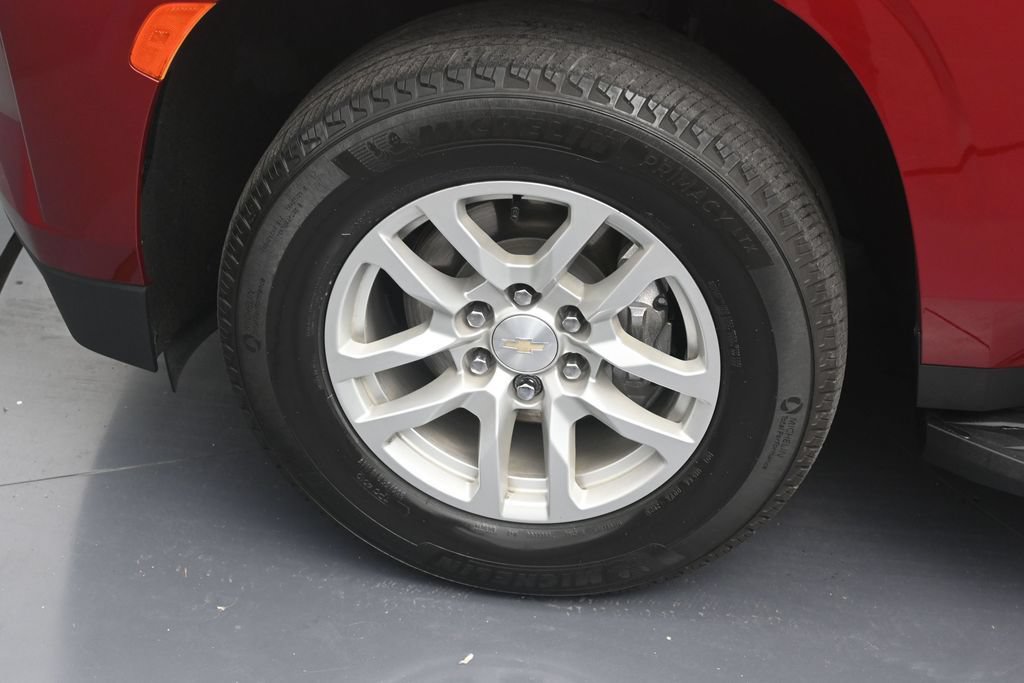 Used 2024 Chevrolet Tahoe LS RWD image 9