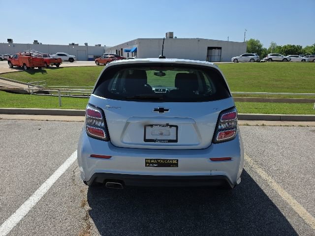 Used 2018 Chevrolet Sonic LT FWD image 4