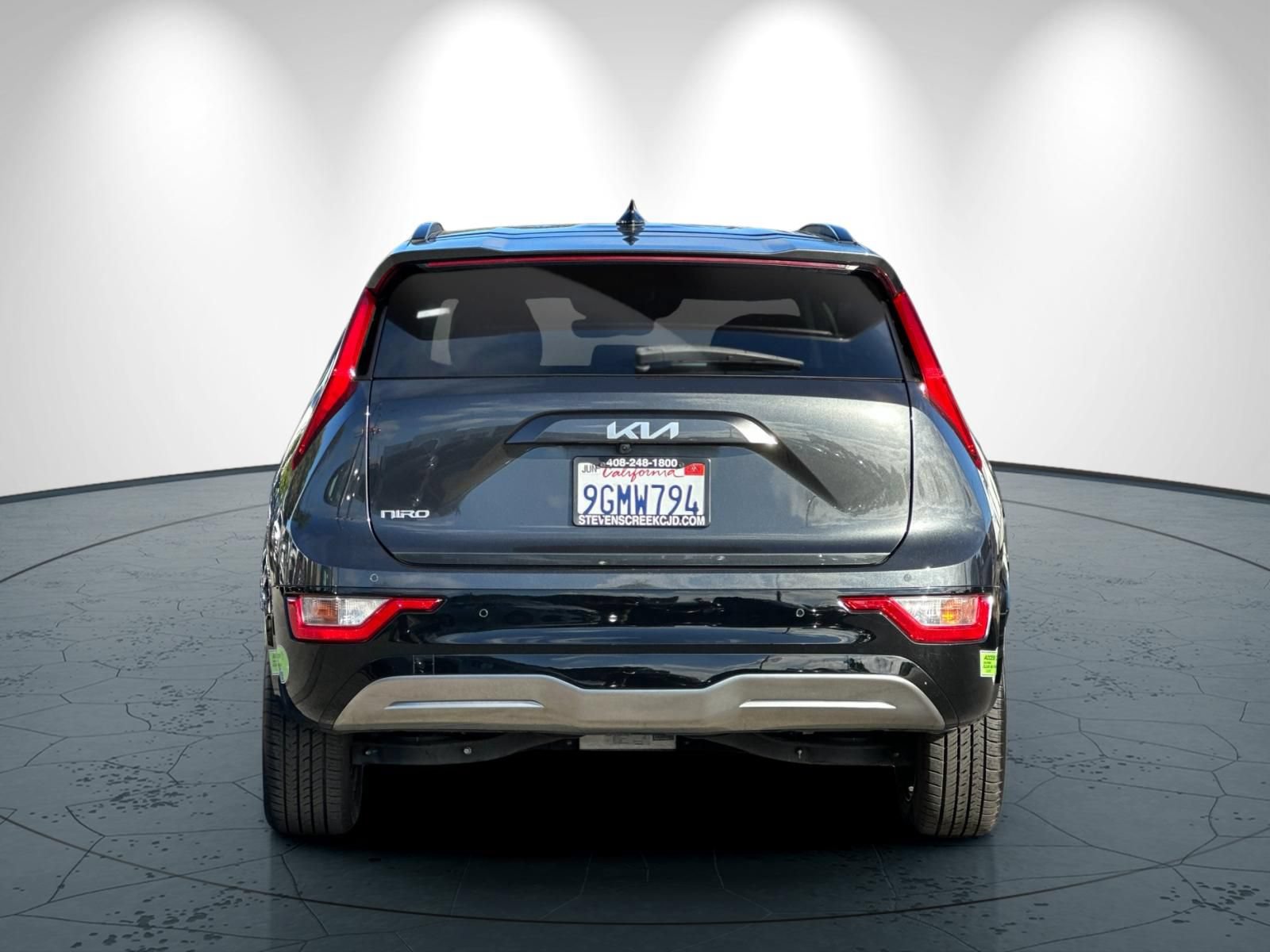 Used 2023 Kia Niro Wind FWD image 5