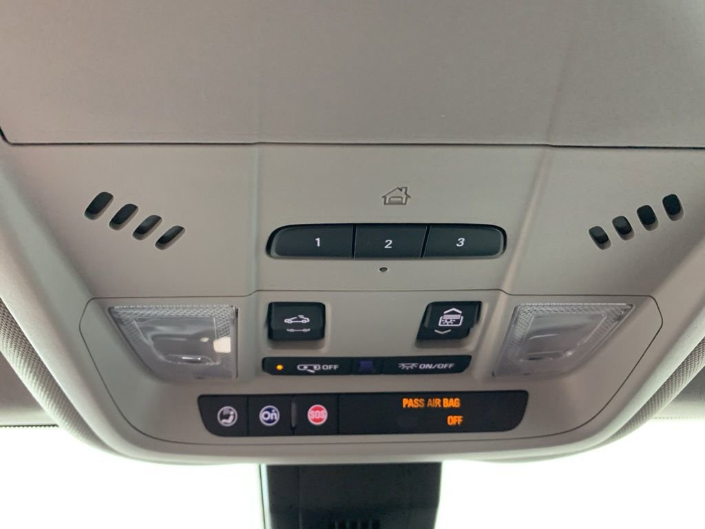 Used 2019 Chevrolet Equinox Premier image 23