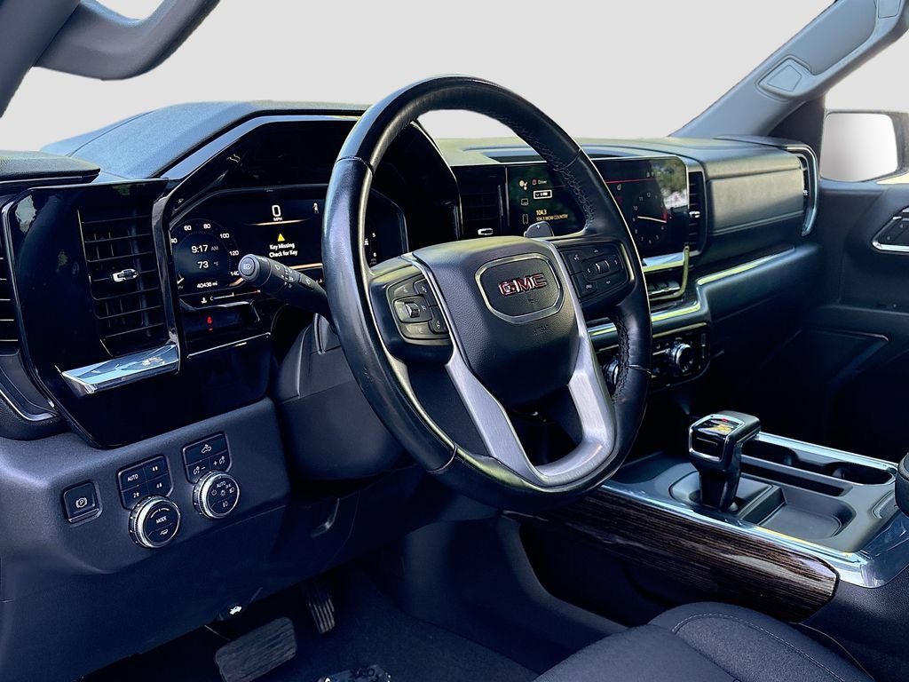 Used 2024 GMC Sierra 1500 Elevation w/ X31 Off-Road Package AWD/4WD image 9