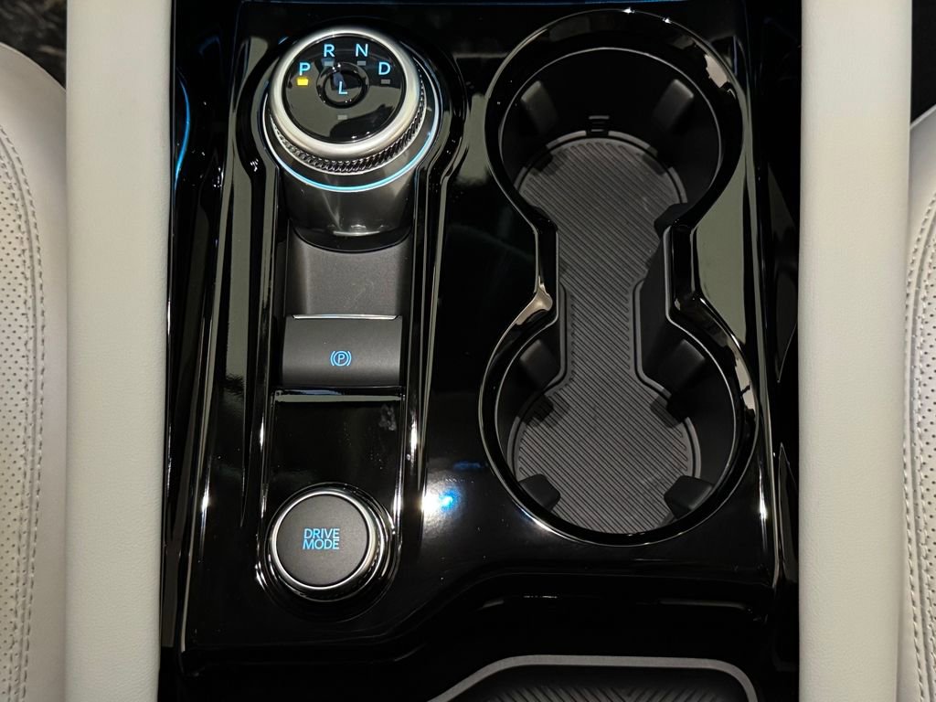 New 2026 Ford Explorer Platinum w/ LUX Leather Package image 14