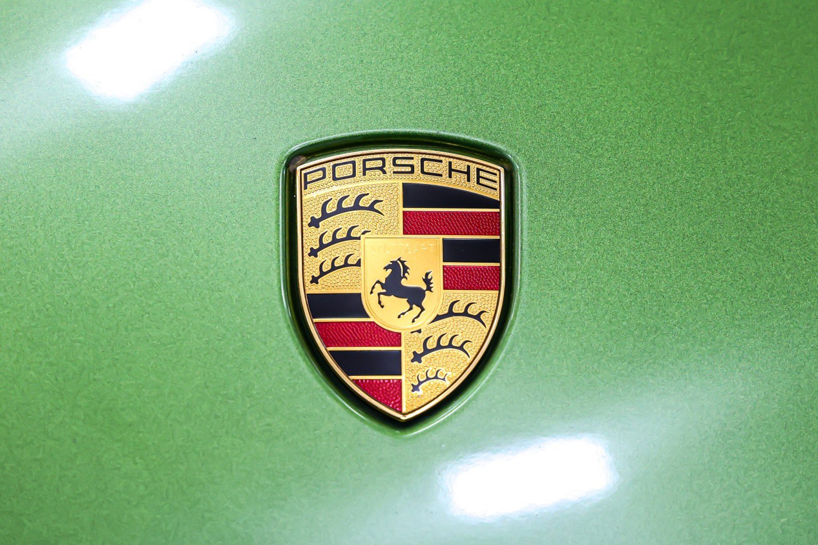 Used 2023 Porsche Taycan 4S image 12