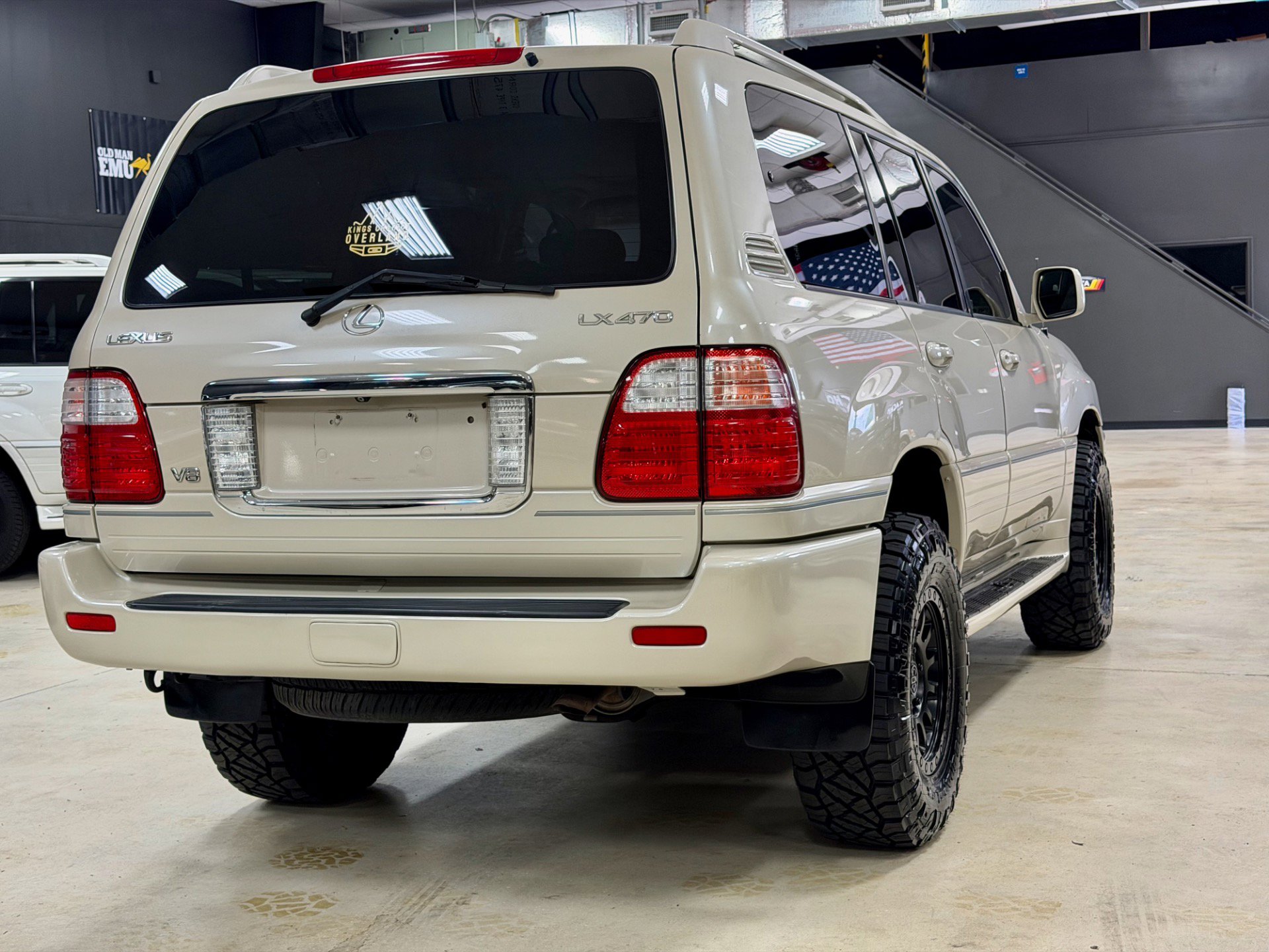 Used 2005 Lexus LX 470 4WD image 7
