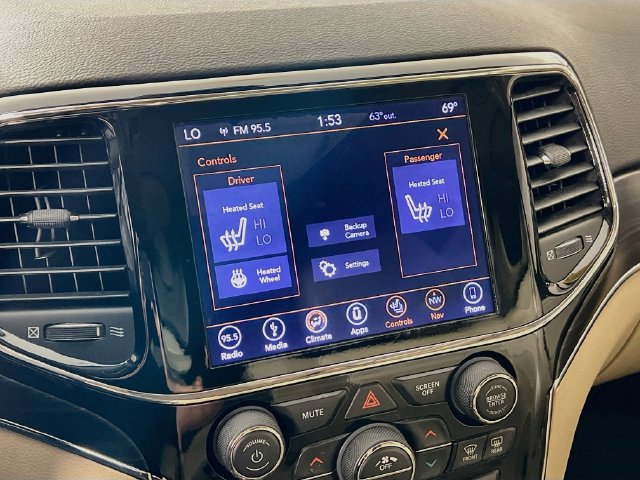 Used 2019 Jeep Grand Cherokee Limited AWD/4WD image 22