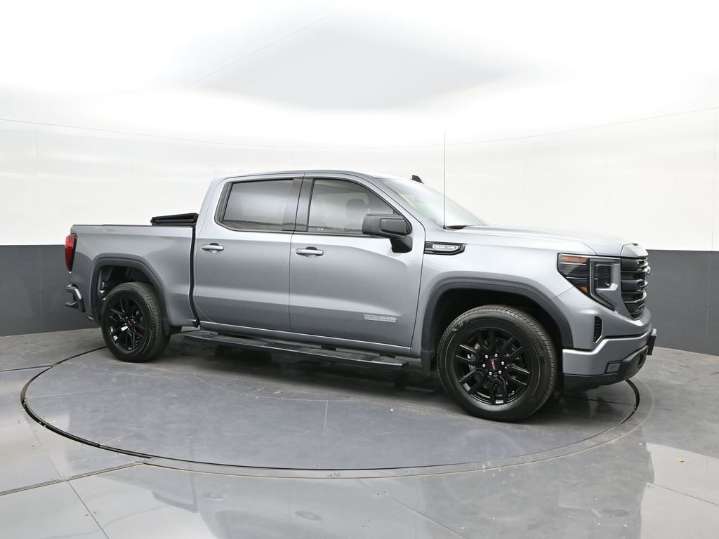 Used 2024 GMC Sierra 1500 Elevation w/ LPO, Elevation Black Package RWD image 17