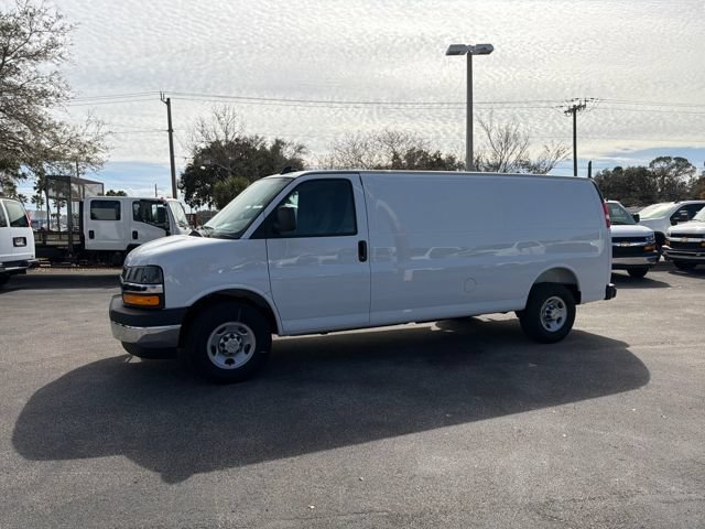New 2025 Chevrolet Express 2500 Extended w/ Driver Convenience Package RWD image 5