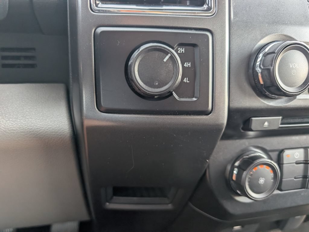 Used 2018 Ford F150 XLT AWD/4WD image 18