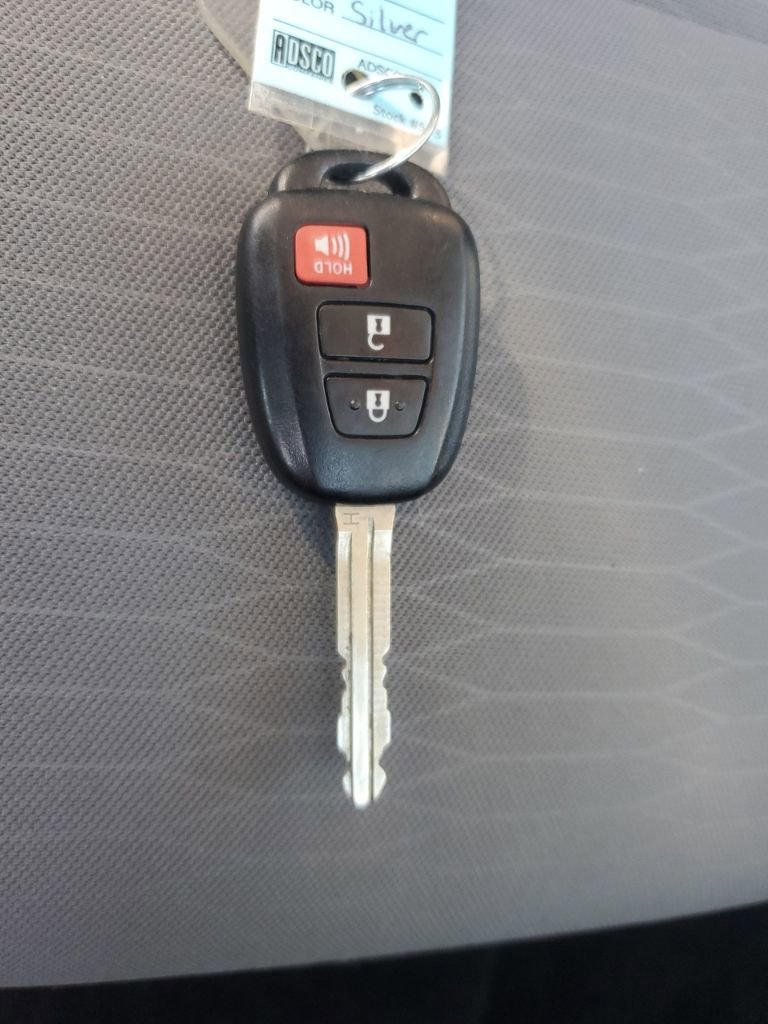 Used 2017 Toyota Tacoma SR w/ Tow Package image 31