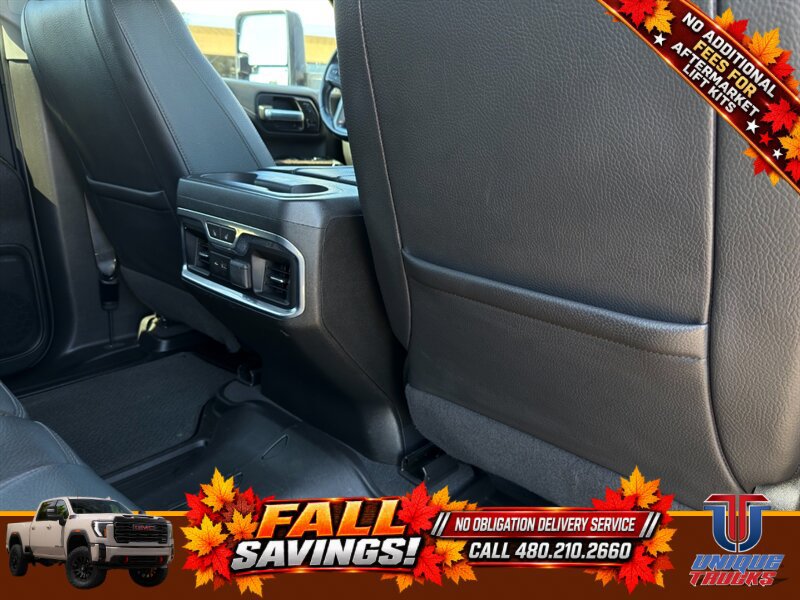 Used 2021 GMC Sierra 2500 Denali w/ Denali Black Diamond Edition AWD/4WD image 28