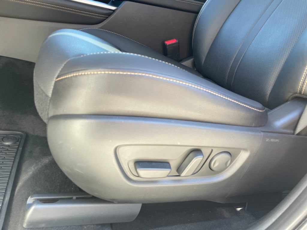 Certified 2026 MAZDA CX-90 3.3 Turbo w/ Preferred Package AWD/4WD image 12
