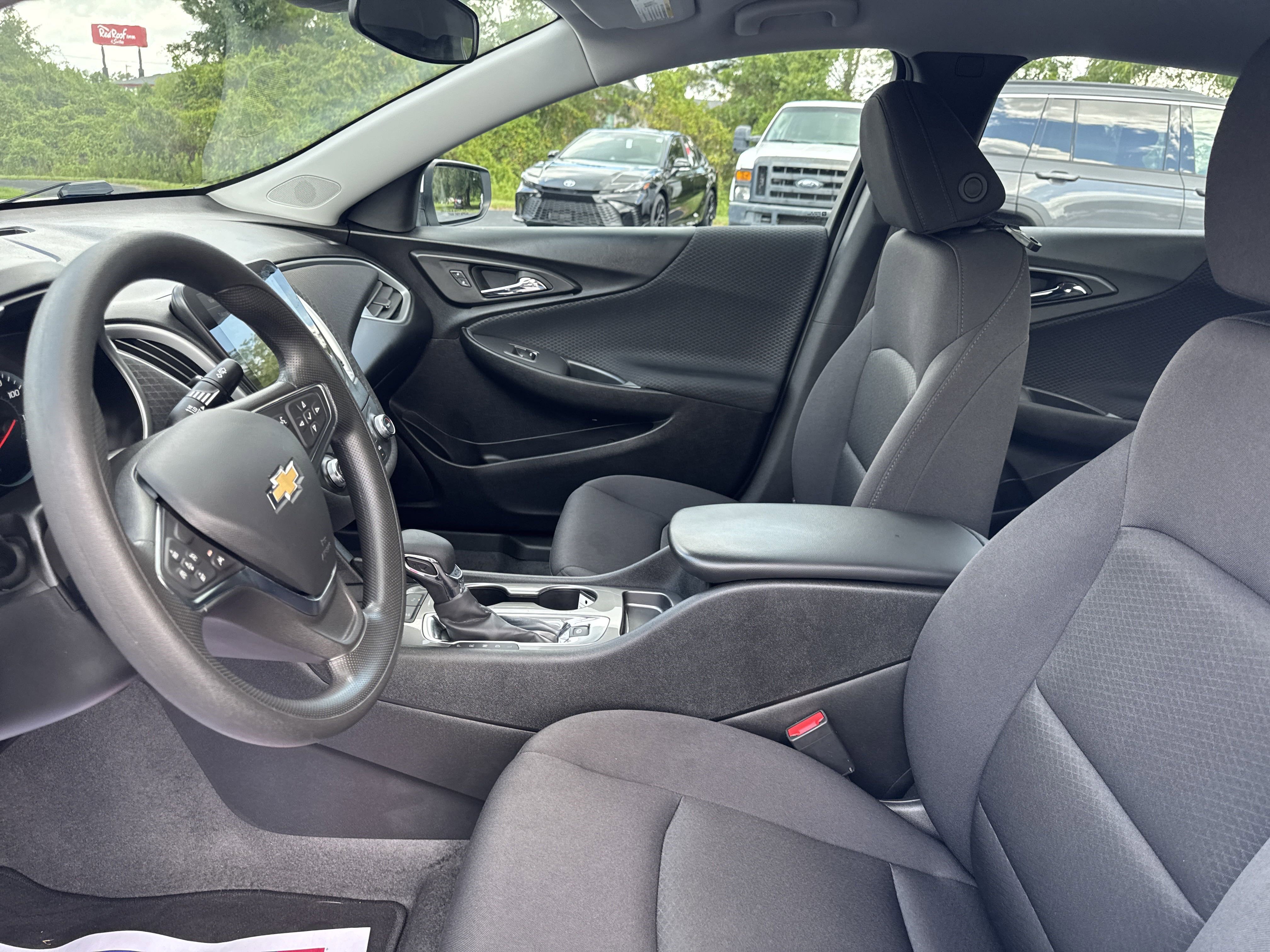 Used 2024 Chevrolet Malibu LS w/ Driver Confidence Package image 13