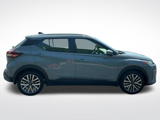 Used 2024 Nissan Kicks SV FWD image 7