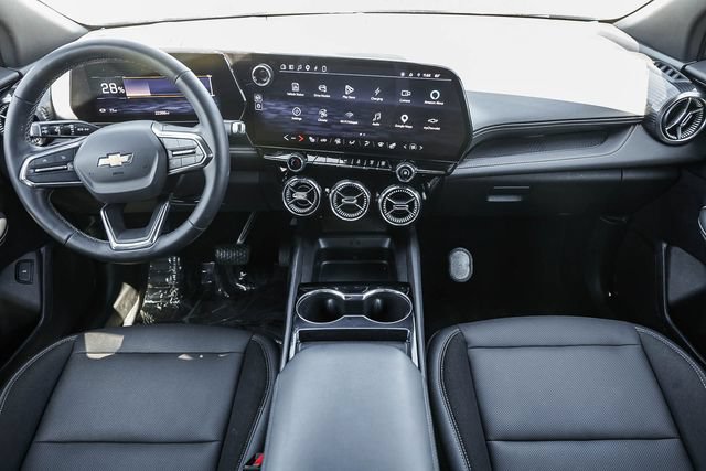 Used 2024 Chevrolet Blazer EV LT AWD/4WD image 12