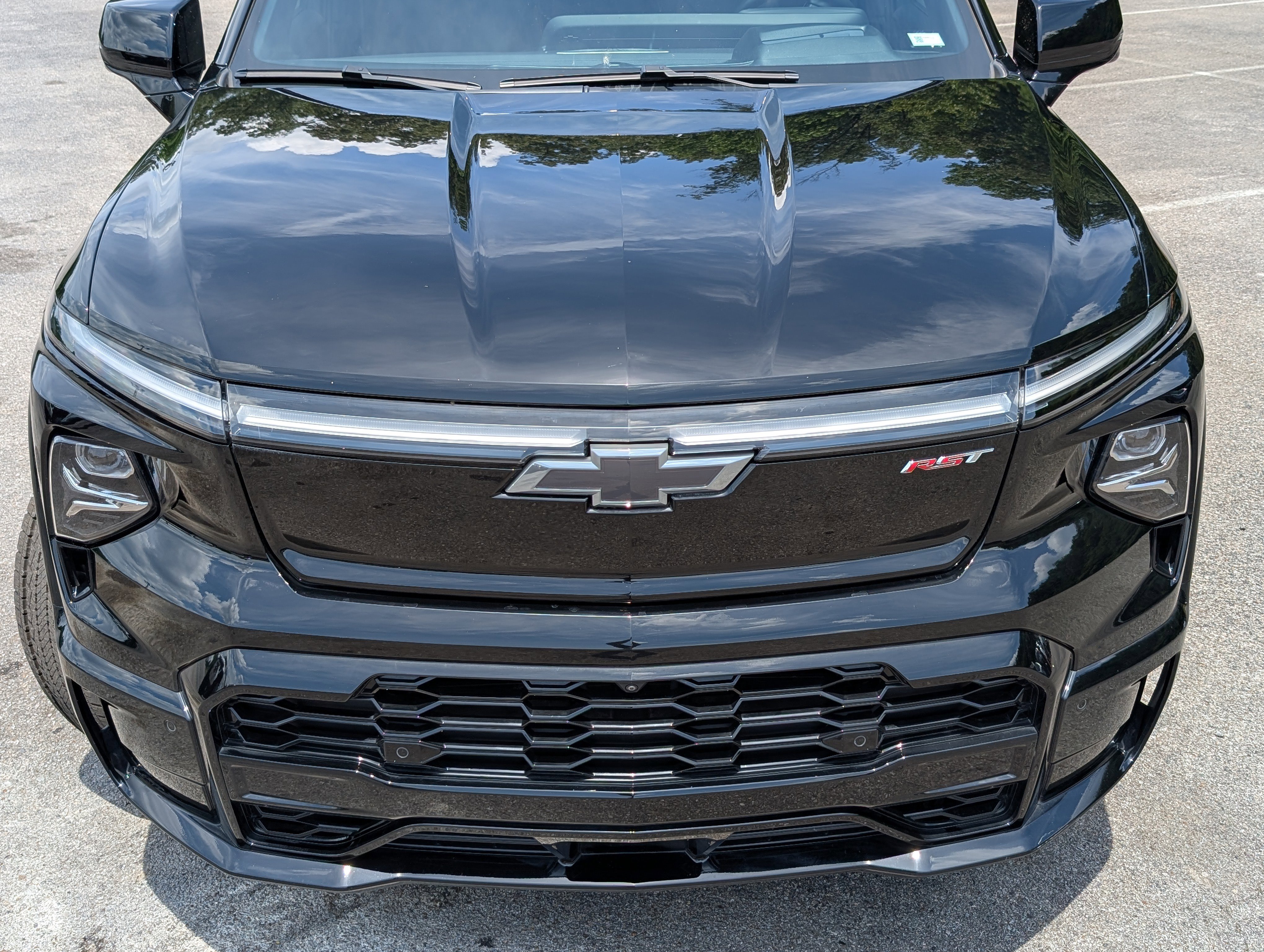 Used 2024 Chevrolet Silverado EV RST AWD/4WD image 12
