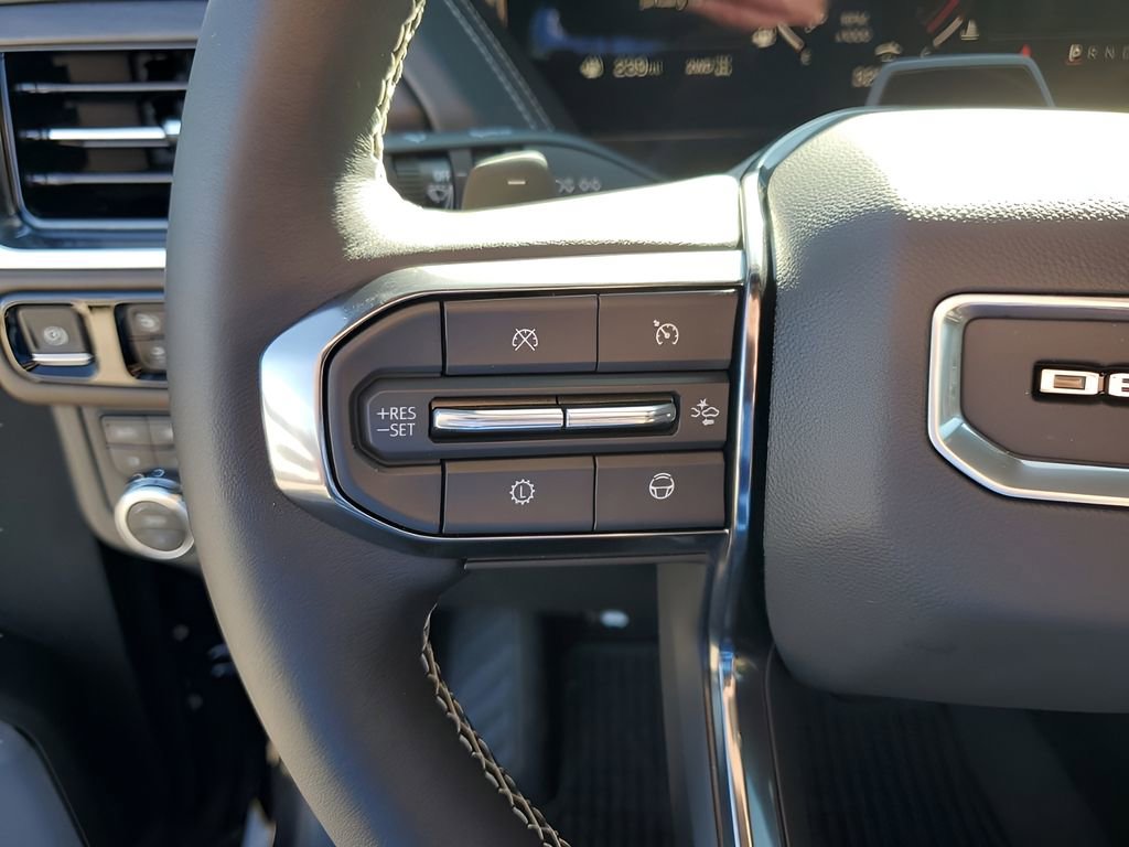 Used 2025 GMC Yukon XL Denali Ultimate image 35