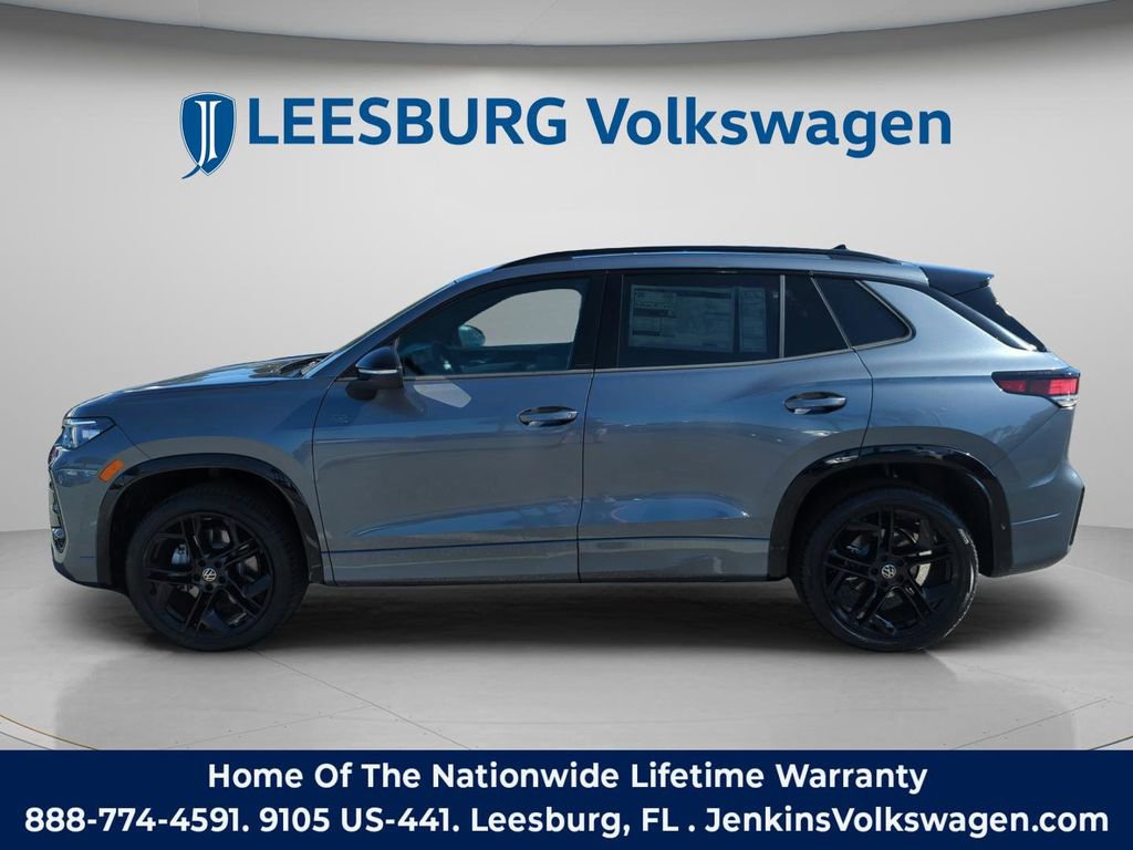New 2026 Volkswagen Tiguan SE R-Line AWD/4WD image 11