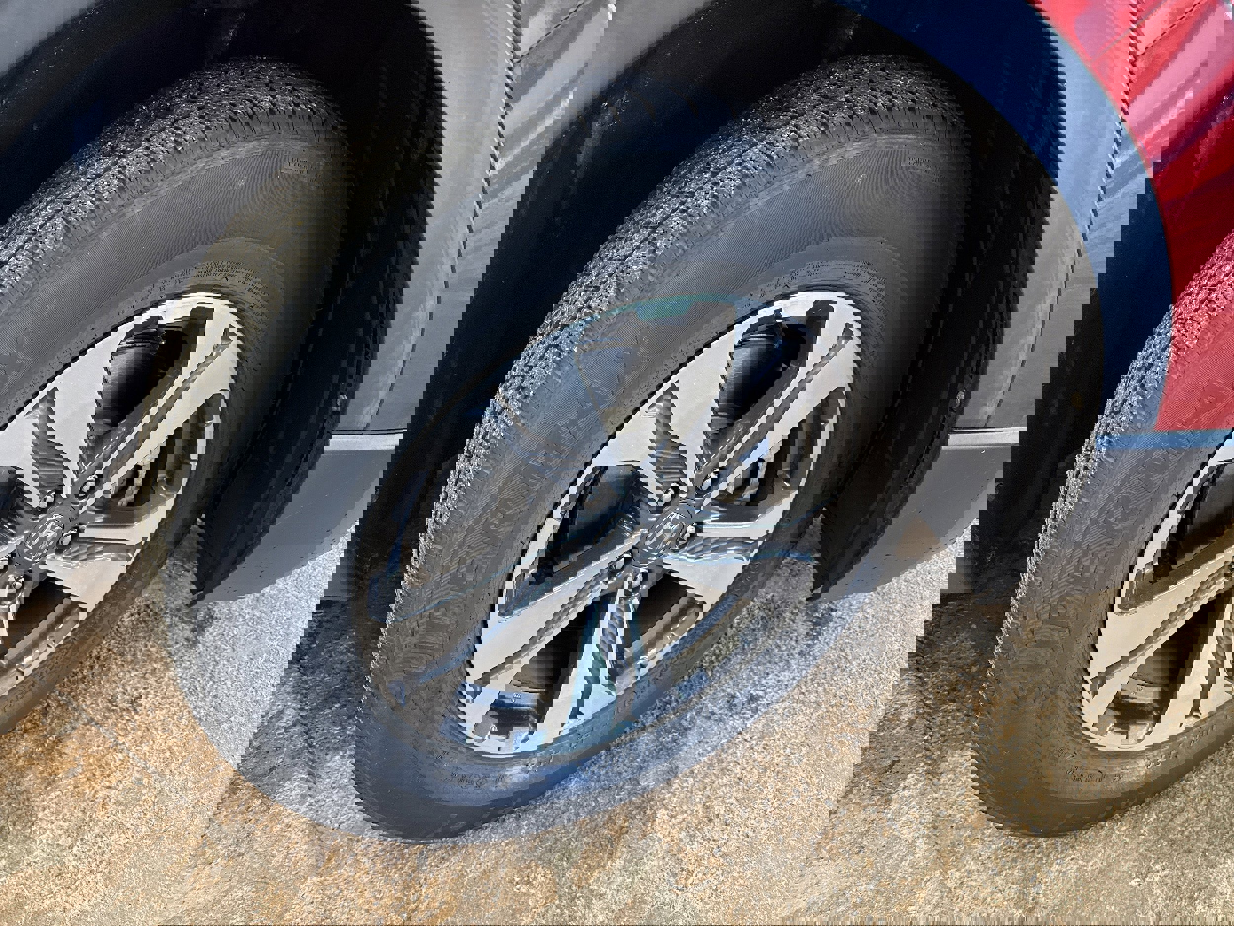 Used 2020 Honda CR-V LX image 11