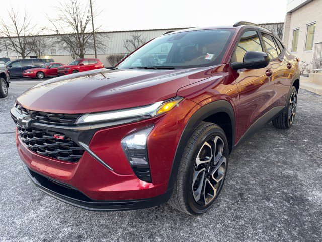 Used 2024 Chevrolet Trax RS image 7