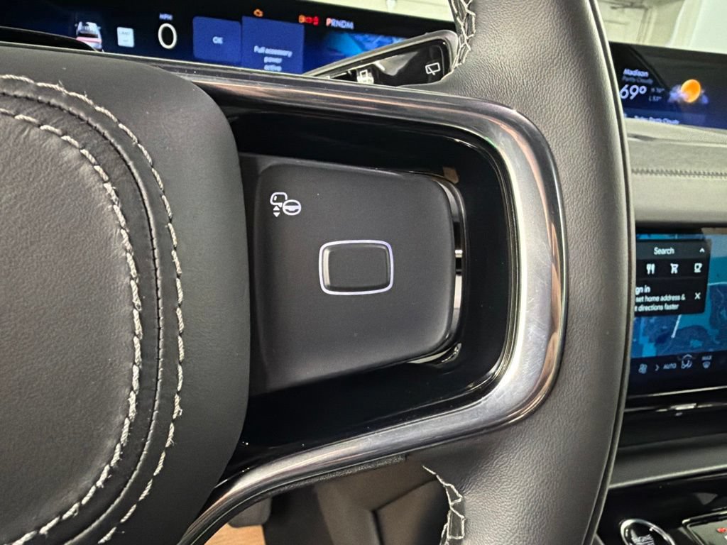 New 2026 Lincoln Navigator Reserve w/ Jet Appearance Package AWD/4WD image 20