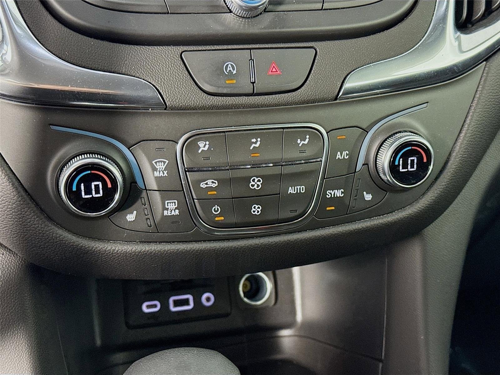 Used 2024 Chevrolet Equinox LT FWD image 17