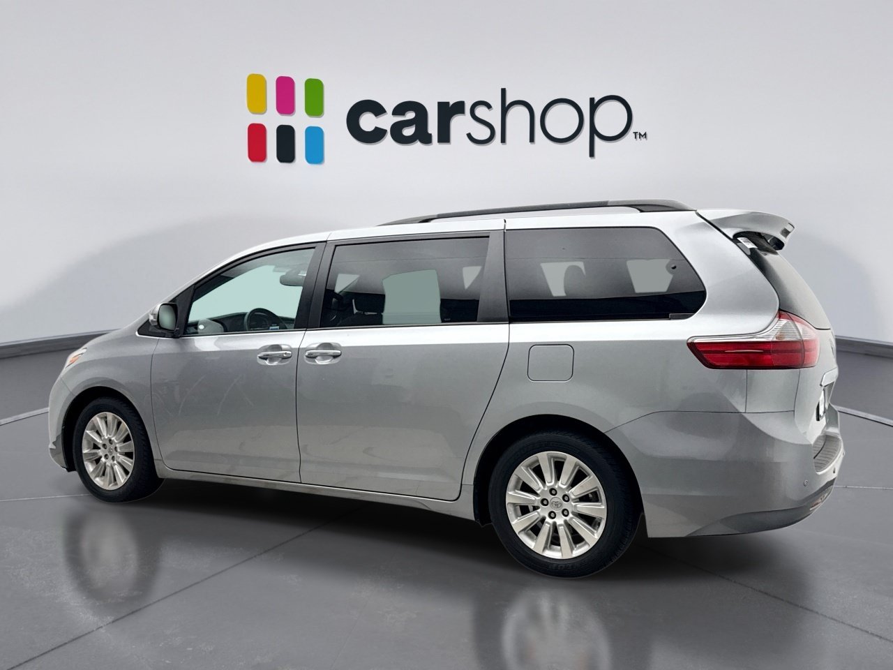 Used 2015 Toyota Sienna Limited Premium FWD image 3