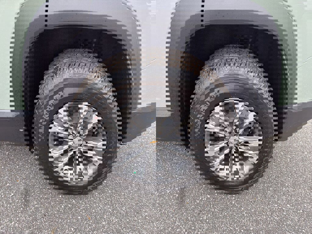 New 2026 Chevrolet Equinox LT w/ Convenience Package II image 21